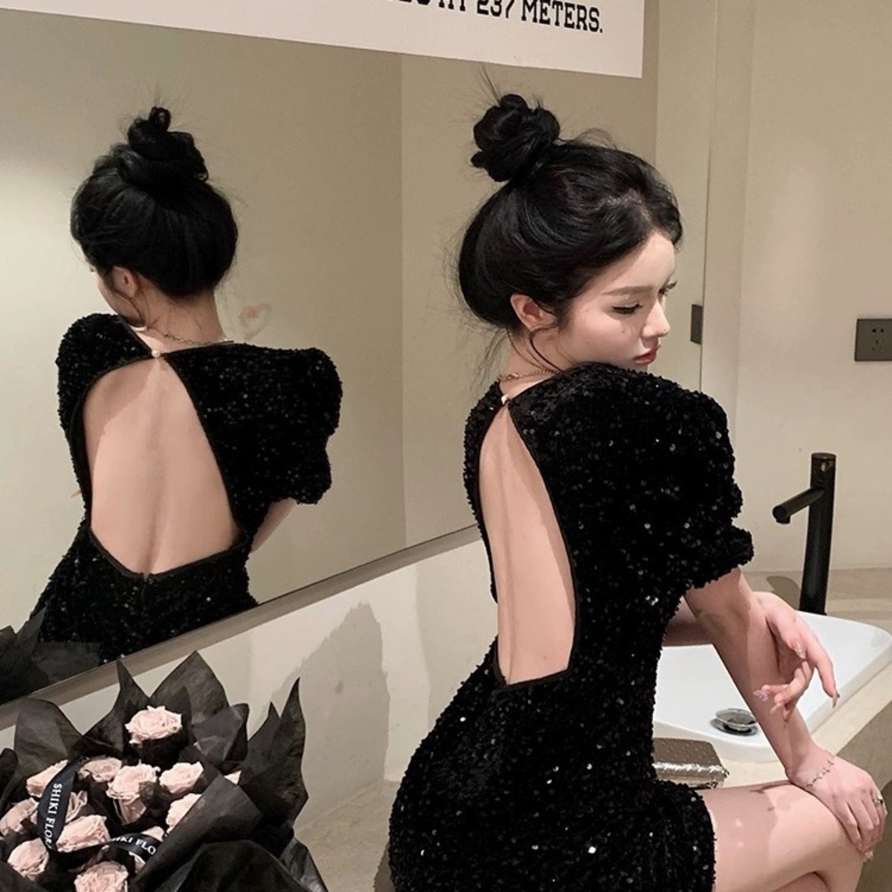 Black dresses - Picture 2 of 7